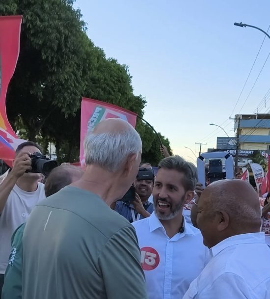 Leandro Grass busca apoio de eleitores de Arruda no DF