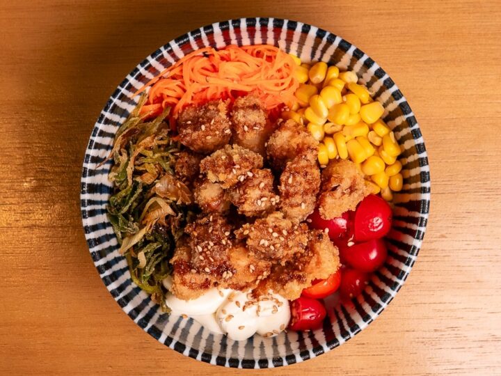 Donburi aposta em pokes e ceviches para a primavera em Brasília