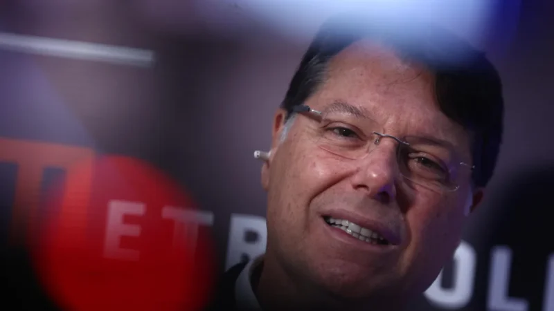 Kiko Caputo promete concursos para Saúde Educação e Segurança