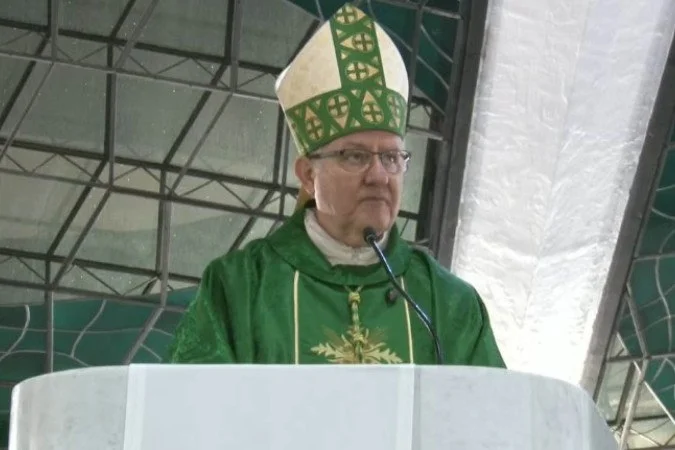Dom Adair pede para salvar o Brasil do comunismo durante novena
