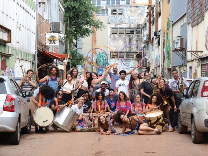 Escola Carnavalesca abre inscrições para aulas gratuitas em Brasília