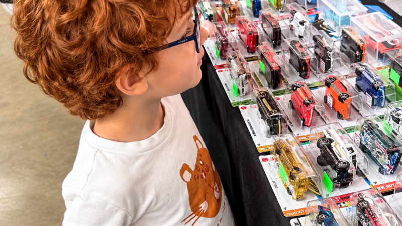 Venâncio Shopping recebe encontro gratuito de miniaturas de carros