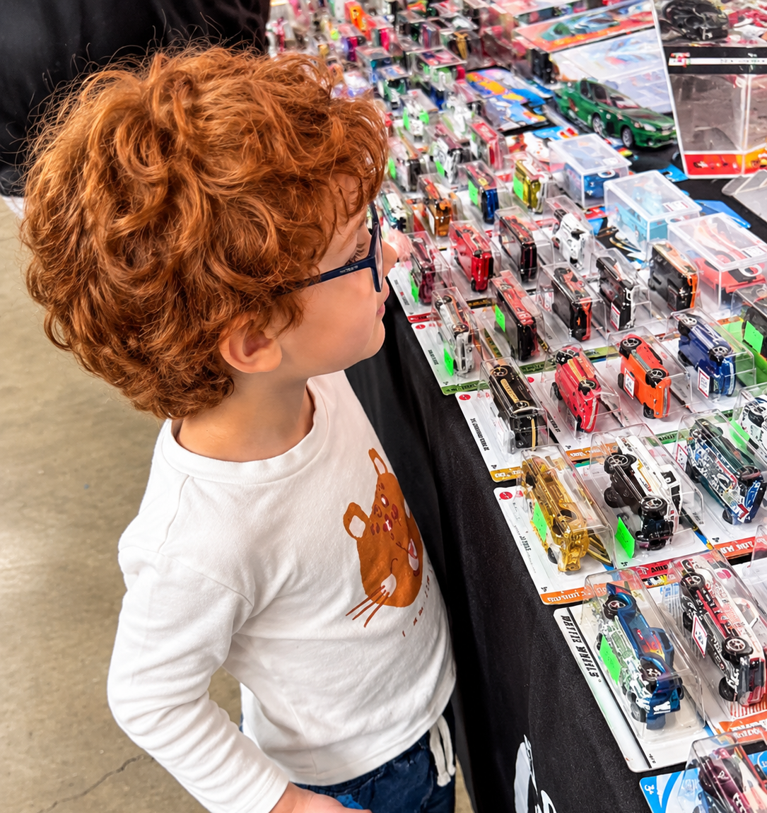 Venâncio Shopping recebe encontro gratuito de miniaturas de carros