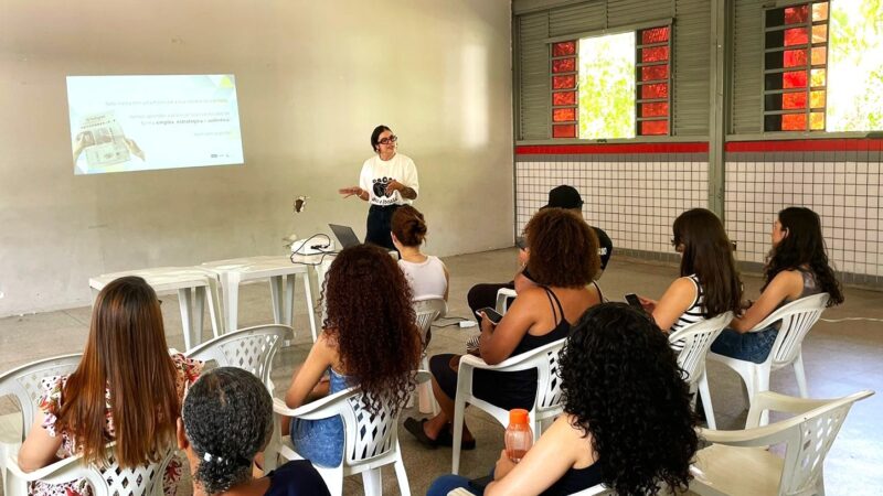 UnB oferece curso gratuito de marketing digital no Paranoá