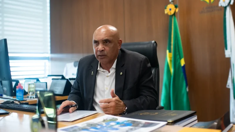 CLDF reúne 14 assinaturas em proposta para reeleição da Mesa