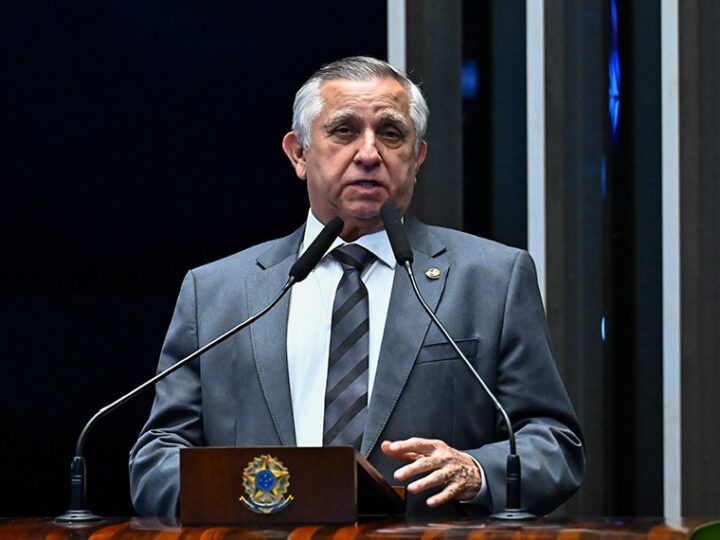 Izalci Lucas é eleito deputado federal e retorna à Câmara