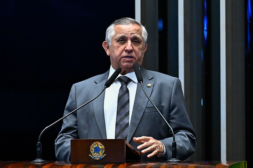 Izalci Lucas é eleito deputado federal e retorna à Câmara